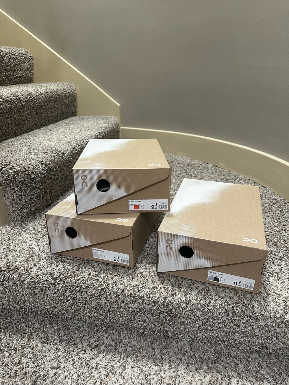On Running Women's Shoe Boxes - Brown Kraft with White Accents